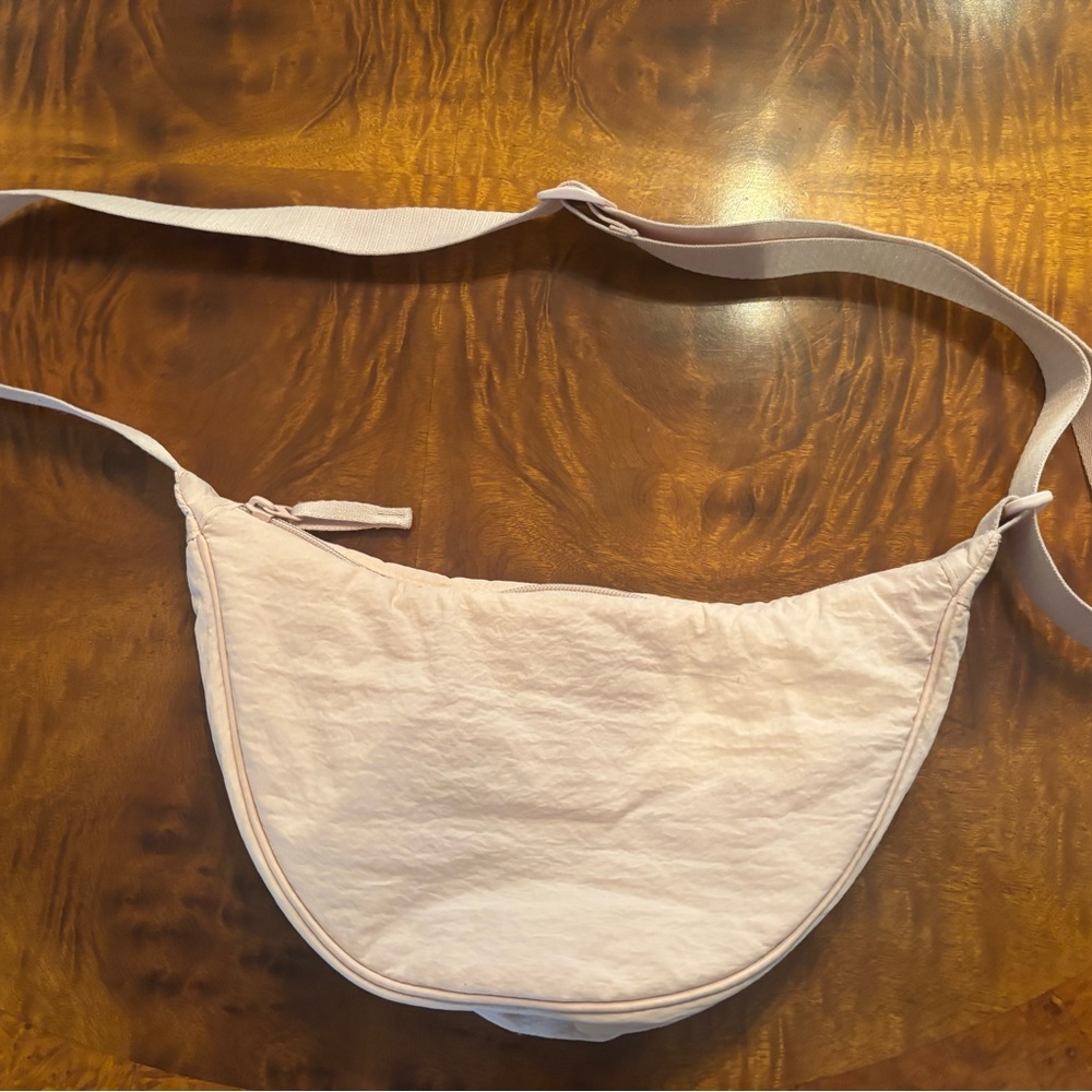Uniqlo Shoulder Bag/Moon Bag: Pale Pink